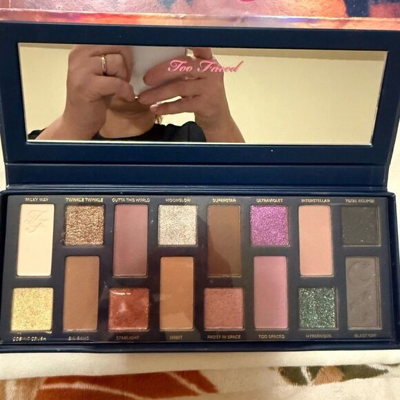 TOO FACED Cosmic Crush High-Pigment Eye Shadow Palette- NWT - Picture 12 of 12